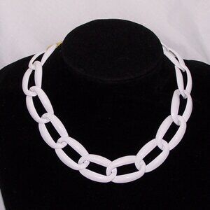 VTG-Monet 1990's White Enamel Large Link Choker. 16"